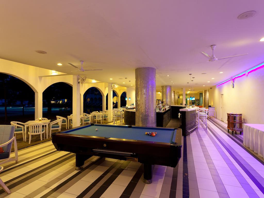 Trinco Blu By Cinnamon Resort