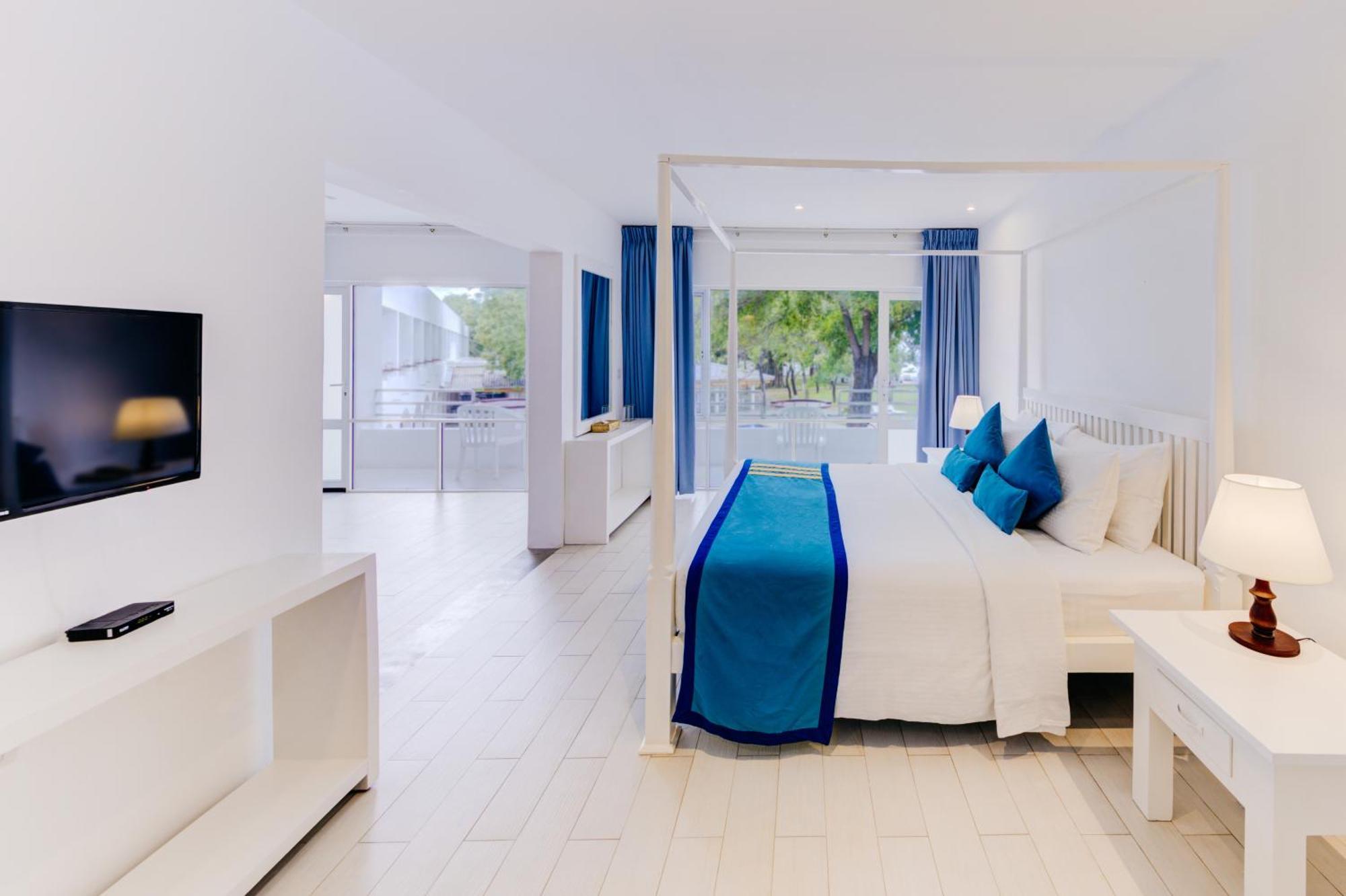 Trinco Blu By Cinnamon Resort Trincomalee