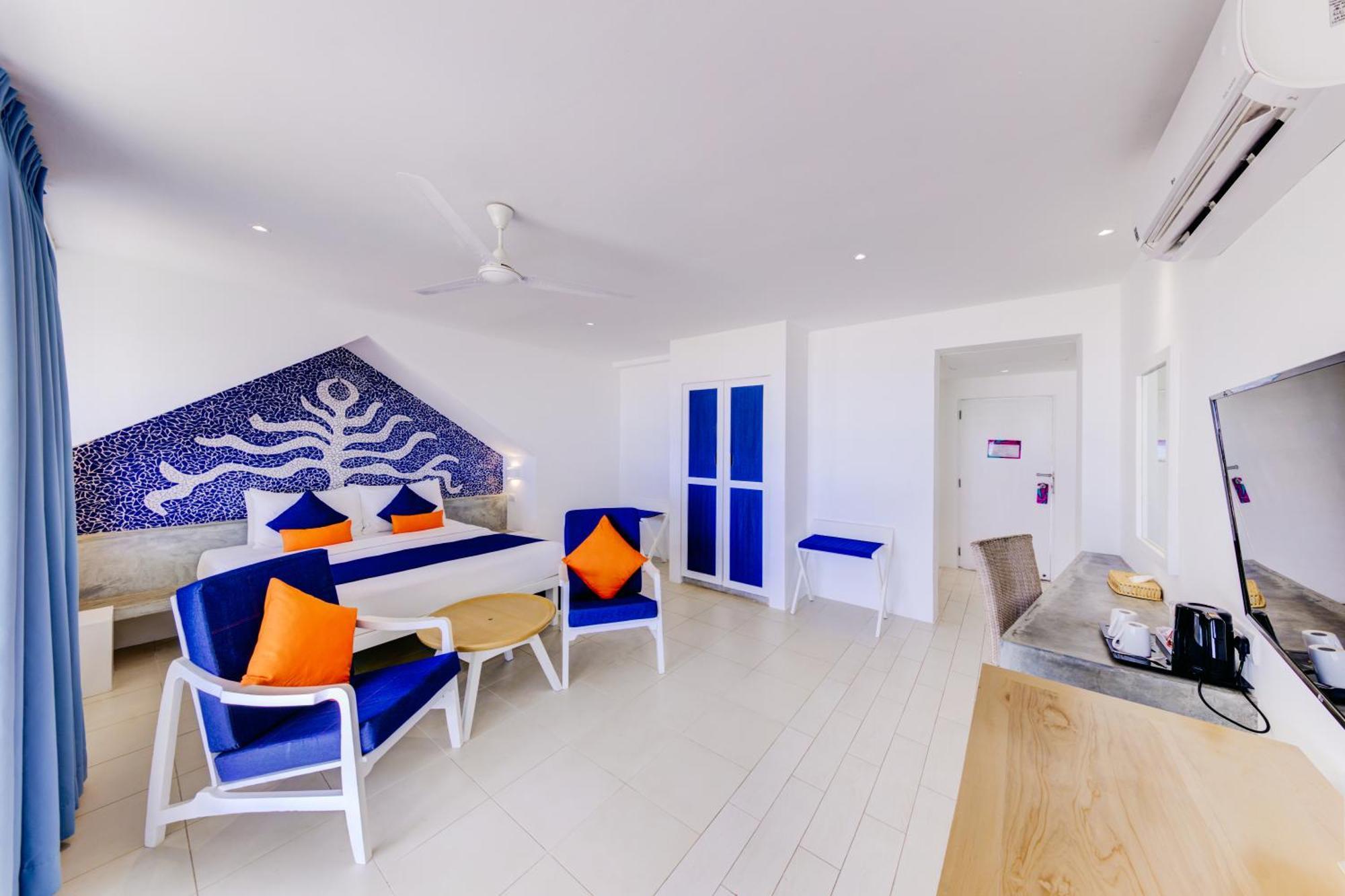 Trinco Blu By Cinnamon Resort 4*