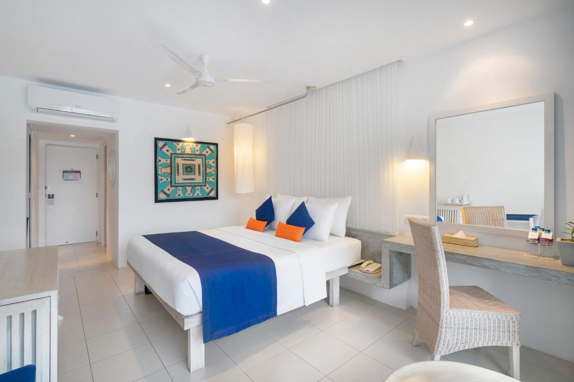 Trinco Blu By Cinnamon Resort