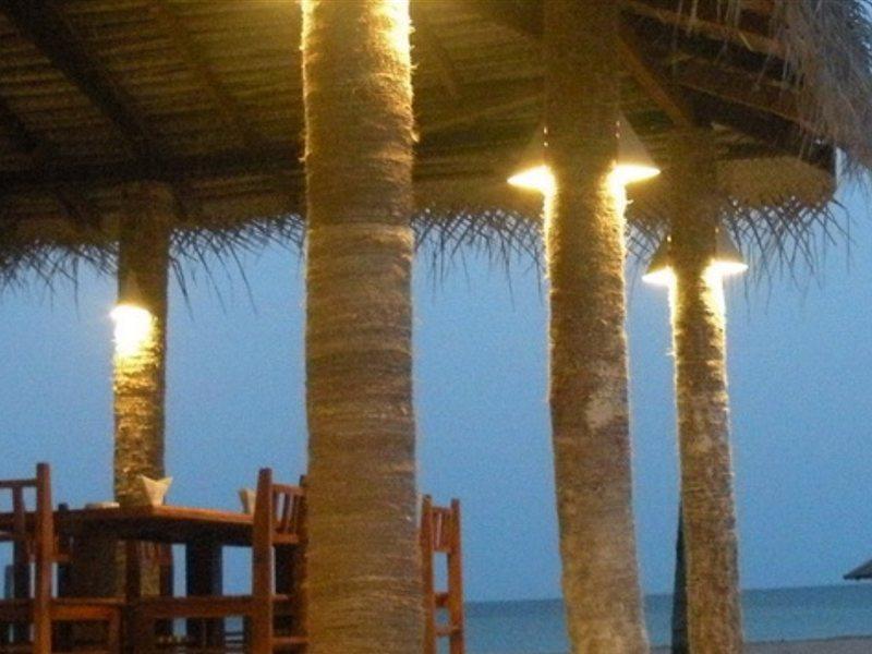 Trinco Blu By Cinnamon Resort